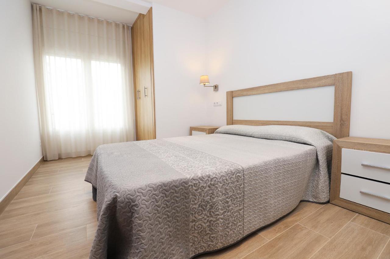 Apartaments Agneta - Rem 坎布里尔斯 外观 照片