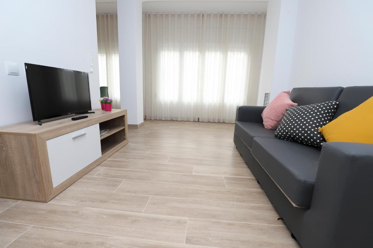 Apartaments Agneta - Rem 坎布里尔斯 外观 照片